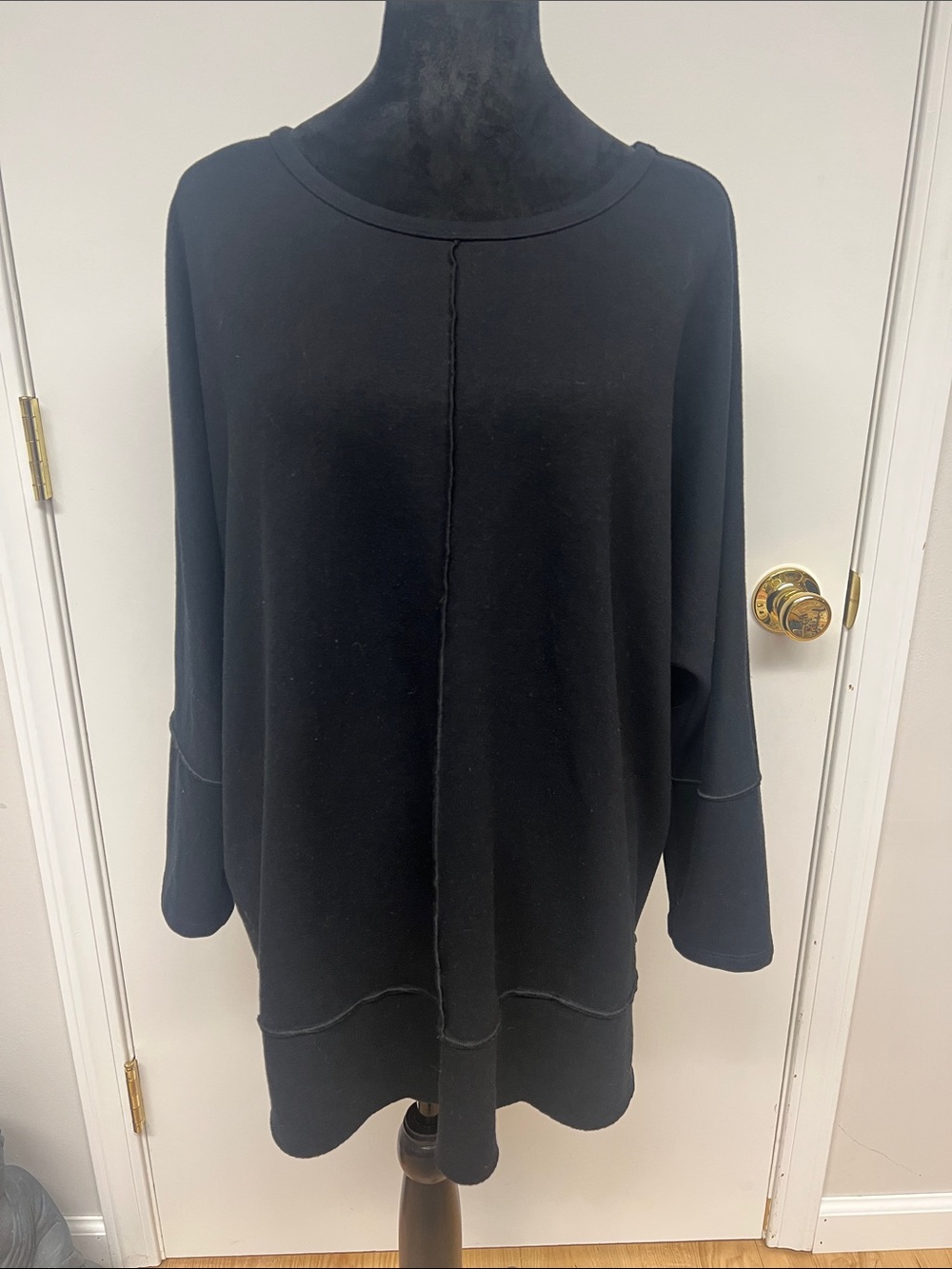Black Seam-Front Batwing Oversized Tunic